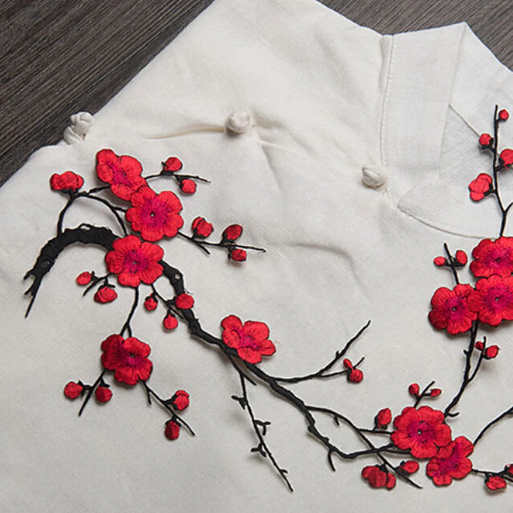 Plum Blossom Flower Applique Clothing Embroidery Patch Iron On Sew On Fabric Sticker Patch Craft Sewing Repair Embroidered