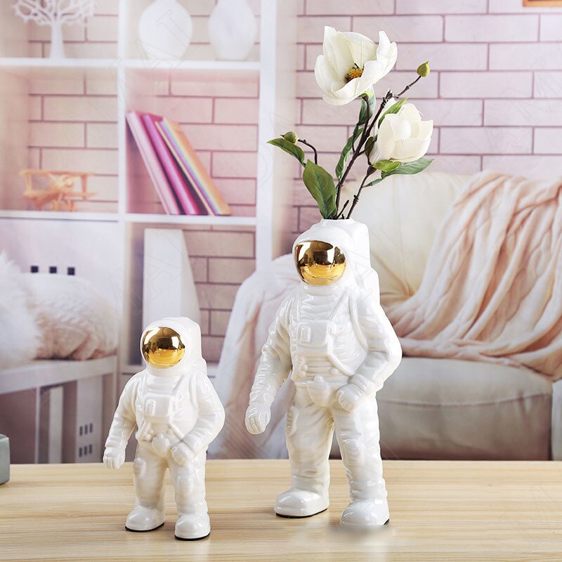 European Ceramic Vase Handwork Astronaut Living Room Modern Ornaments Office Desktop Flower Vases Creativity Home Decoration