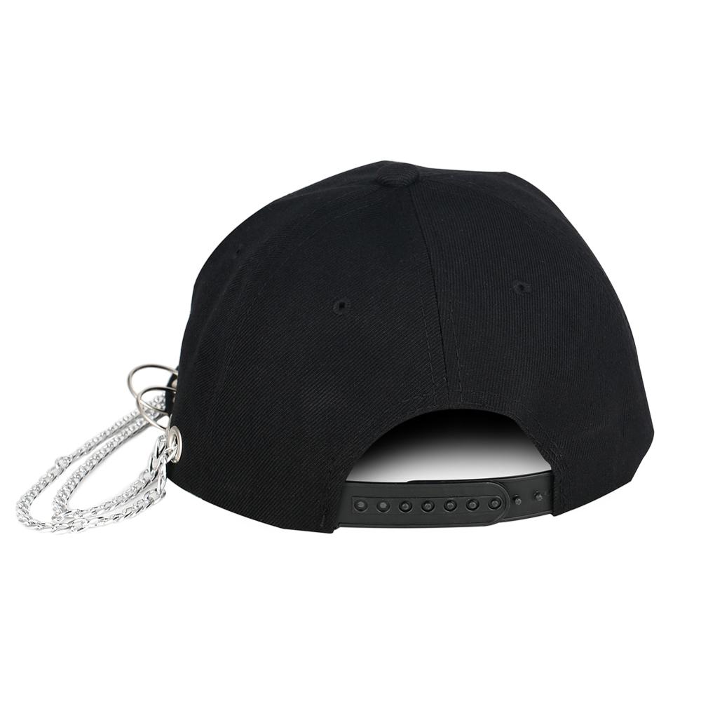 Gorra negra Punk Hip hop con cadena de hierro, remache, sombrero plano con pico, gorra deportiva transpirable para papá, Piercing, anillo, gorra de béisbol Snapback jazz niños