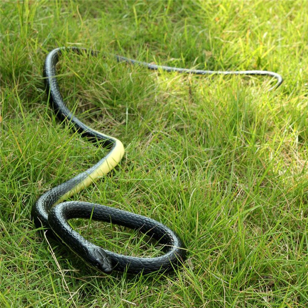 Soft Rubber Toy 130cm Snake Safari Garden Props Joke Prank Novelty and Gag Playing Jokes Toys
