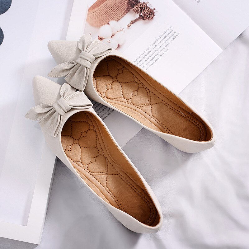 Ladies Boat Shoes Women Soft Leather Casual Shoes Pointed toe Bowknot Women's Flats Plus Size Office Ladies Brand Shoes YX077: Beige / 10