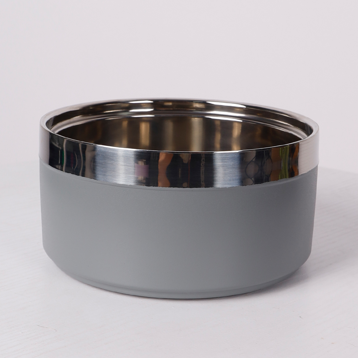 A circular stainless steel fashionable plain color anti slip pet cat bowl and dog bowl for indoor and outdoor use: S / GRAY