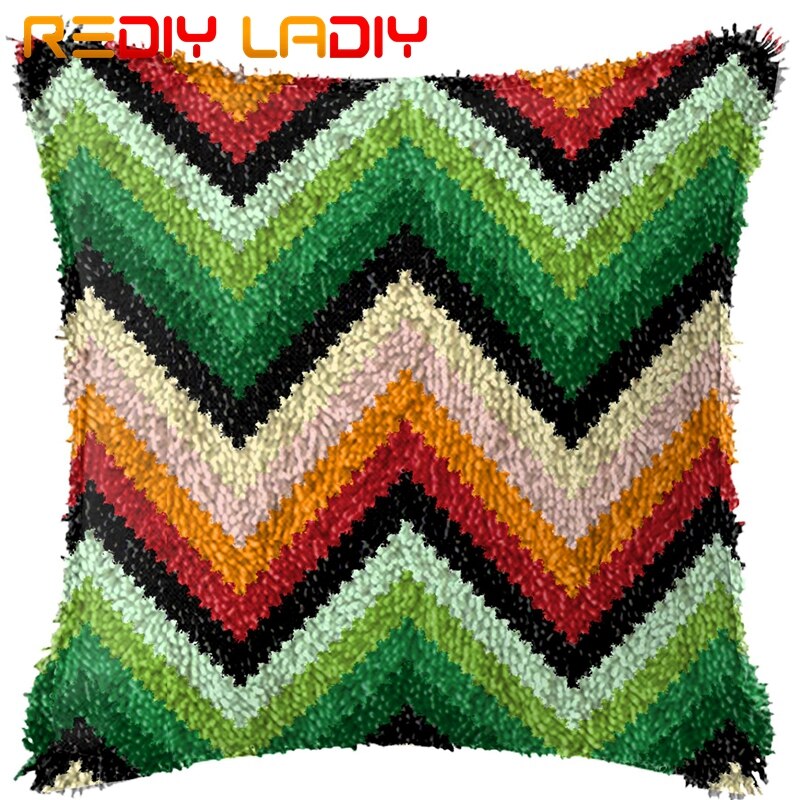 Latch Hook Cushion Geometric Pattern Pillow Case Pre-Printed Color Canvas Acrylic Yarn Latched Pillow Crochet Cushion Cover Arts: BZ383