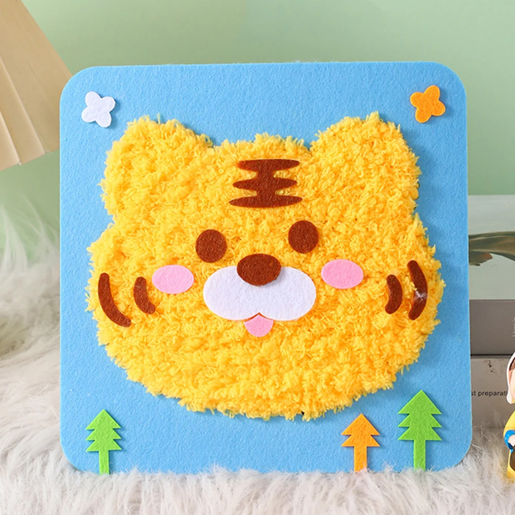 Handmade Wool Embroidery Children's Handmade Plush Sewing Board DIY Sewing Plush Animals Educational Craft Kit: light green