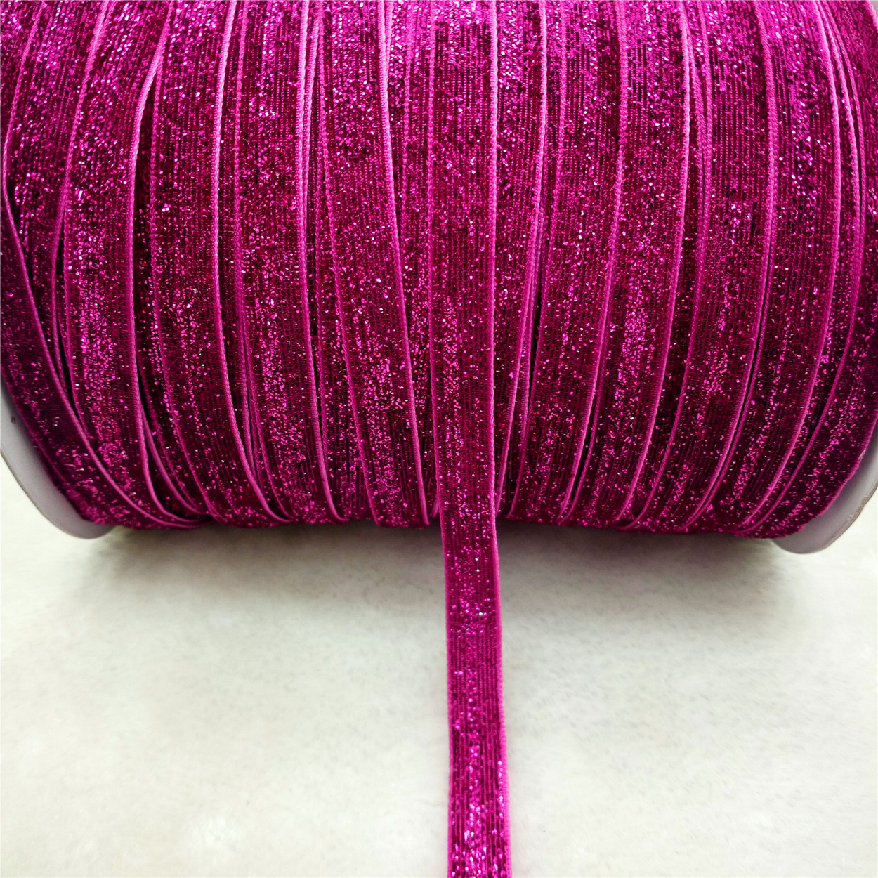 Ruban de velours étincelant, nœuds de cheveux bricolage, rubans pour l'artisanat, artisanat de couture, décorations de Noël, 5 mètres, 10mm de large: Lumière Rouge