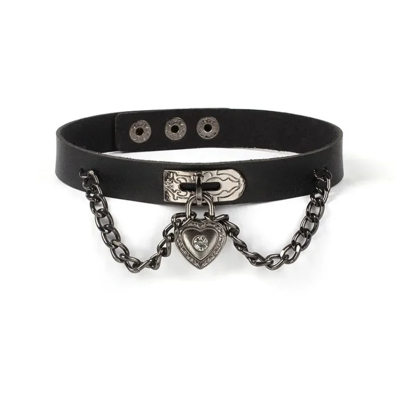 Gargantilla de cuero PU Punk para mujer, cadena de Rock Hip Hop, collar con remache de pentagrama de corazón, accesorios de joyería creativos para: Rodio plateado
