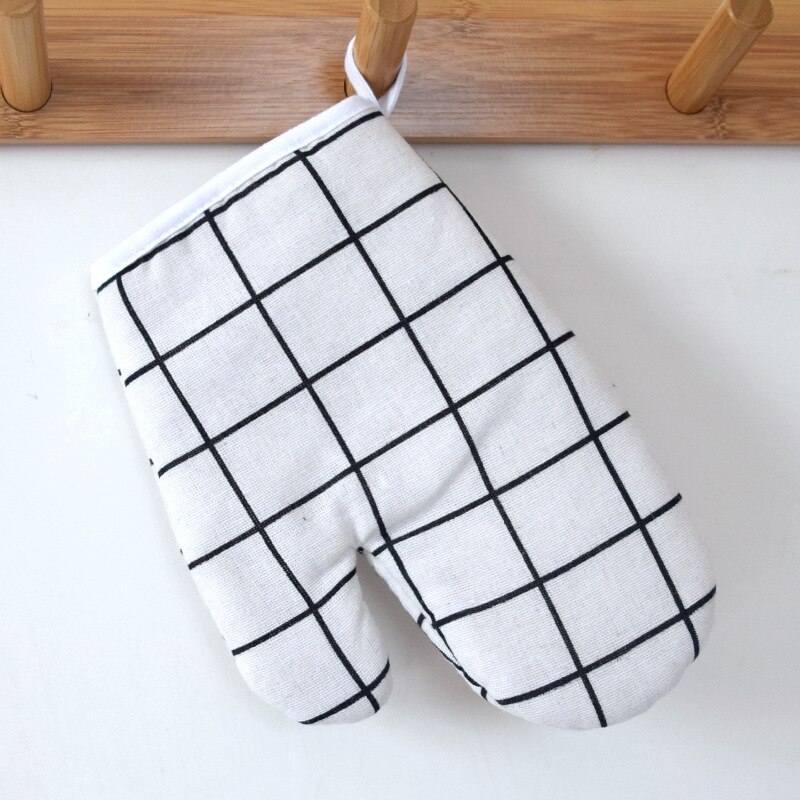 Cute Oven Mitts Heat Resistant Microwave Oven Glove Cotton Linen Baking BBQ Potholders Non-slip Oven Mitts Kitchen Cooking Tools: 3