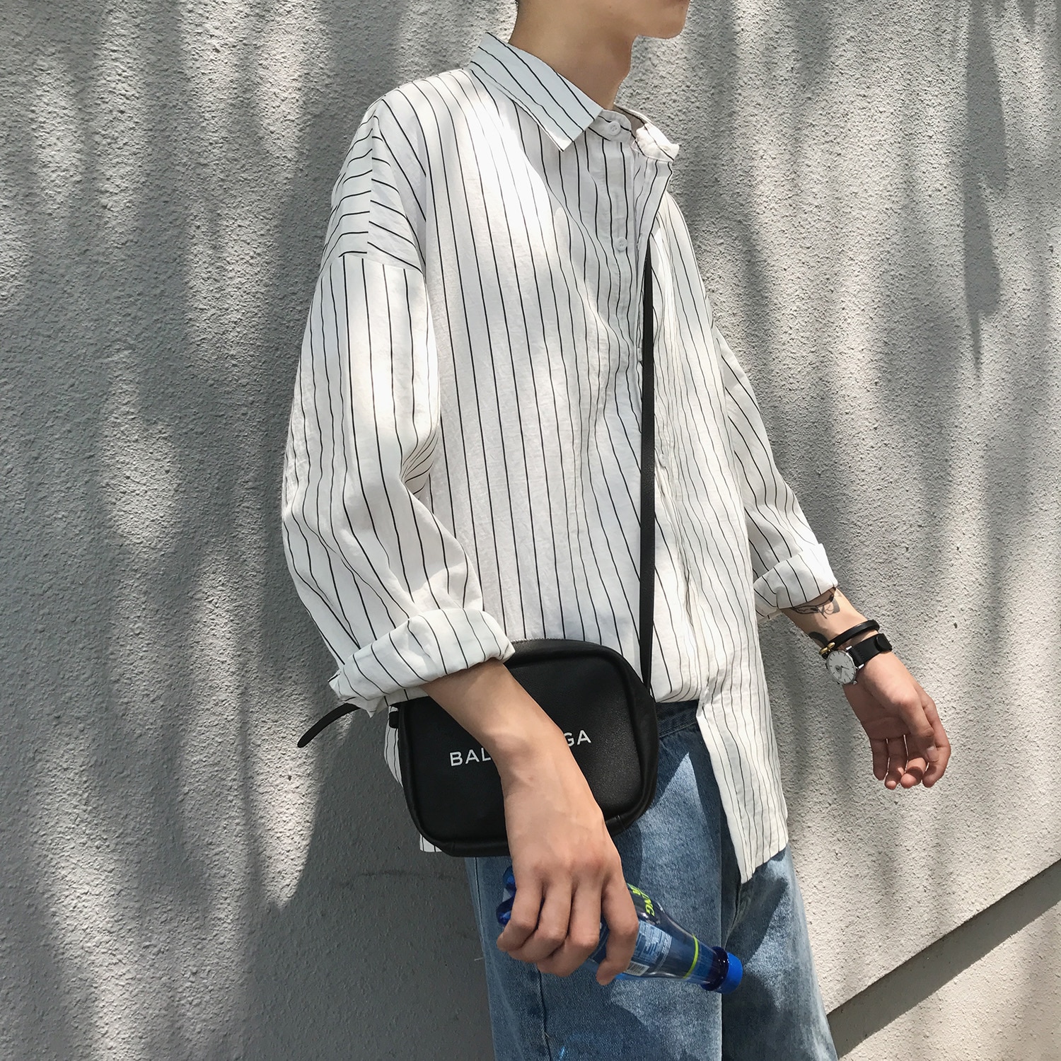 Koreansk stil streetwear tynd stribet oversize langærmet mænds skjorte