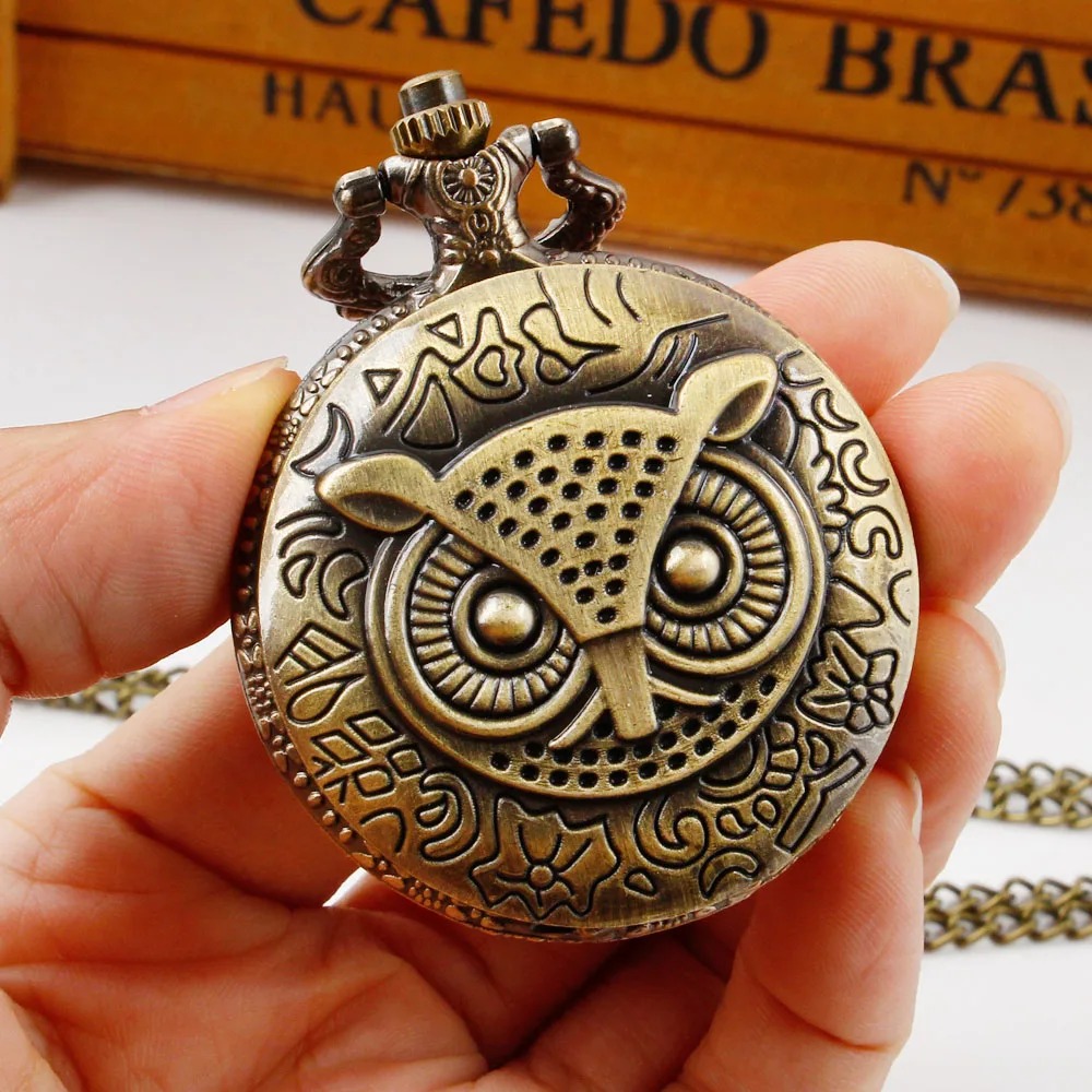 Antique Owl Carved Vintage Quartz Pocket Watch Bronze Necklace Unisex Clock Analog Pendant Accessory Clock Best Souvenir