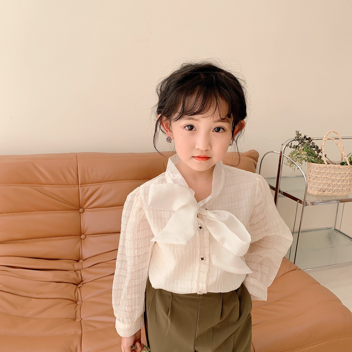 Preppy Style Girls Bows Ties White Blouse for Kids Lovely Long Sleeve Spring Costume Show Basic Tops Outfit Children