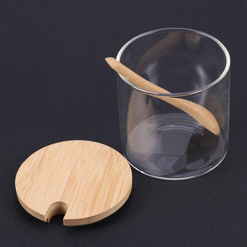 Krydderglass i glass sukkerboks matoppbevaringsbeholdere med bambuslokk og tresleiv til servering av te kaffekrydder