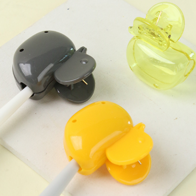 Uchwyt na szczoteczkę robić zębów wielokrotnego użytku. Ochraniacz na szczoteczkę robić zębów Przenośny pokrowiec na szczoteczkę podróżną Składana nakładka z klipsem na główki szczoteczek robić zębów