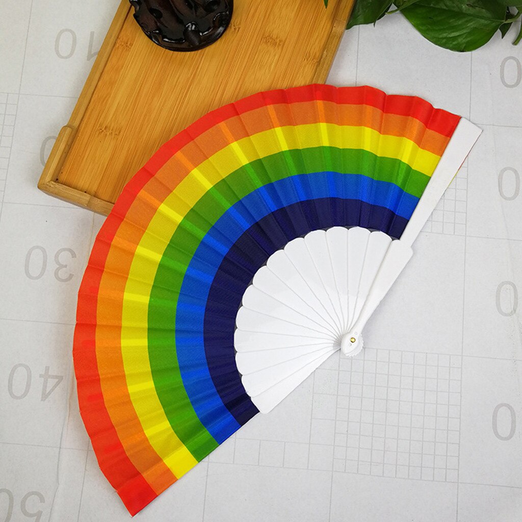 Regenboog Hand Held Vouwen Fan Dance Fan Chinese Stijl Fan Bruiloft Themafeesten Decoratie Wachlarz Drewniany