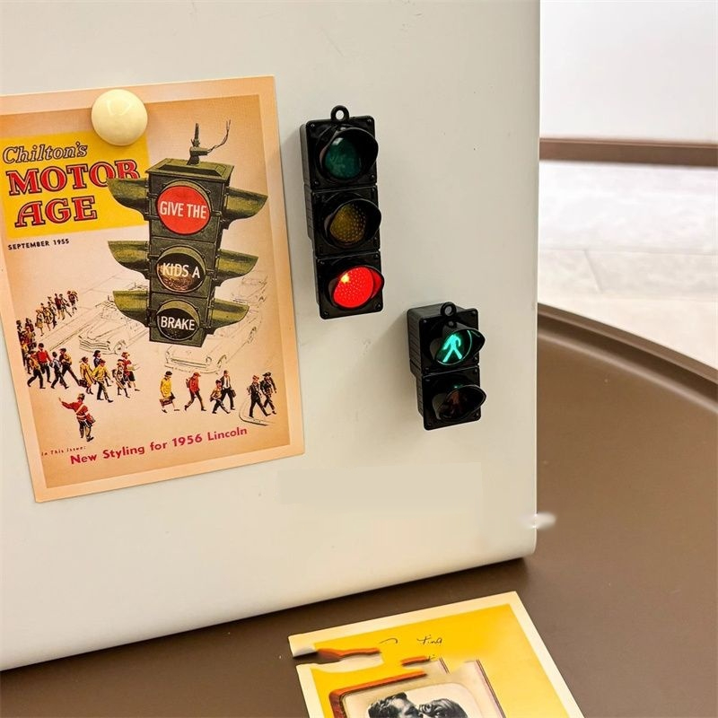 Imán de nevera con semáforo de simulación en miniatura, decoración creativa para el hogar, pegatina para puerta de refrigerador con función de iluminación