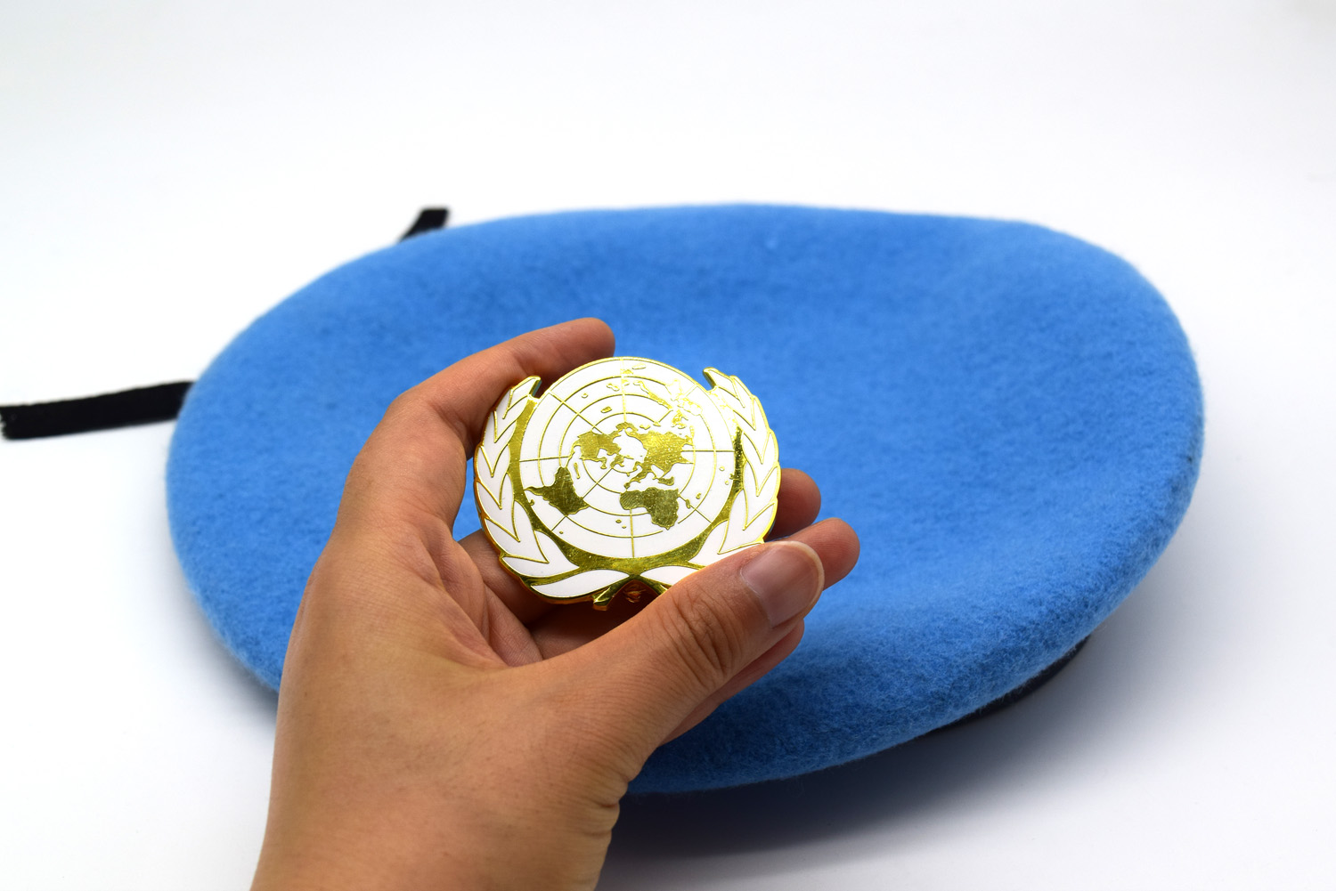 Verenigde Naties Vredeshandhaving Kracht Wollen Cap Hoed Un Blauwe Baret Met Un Gold Badge
