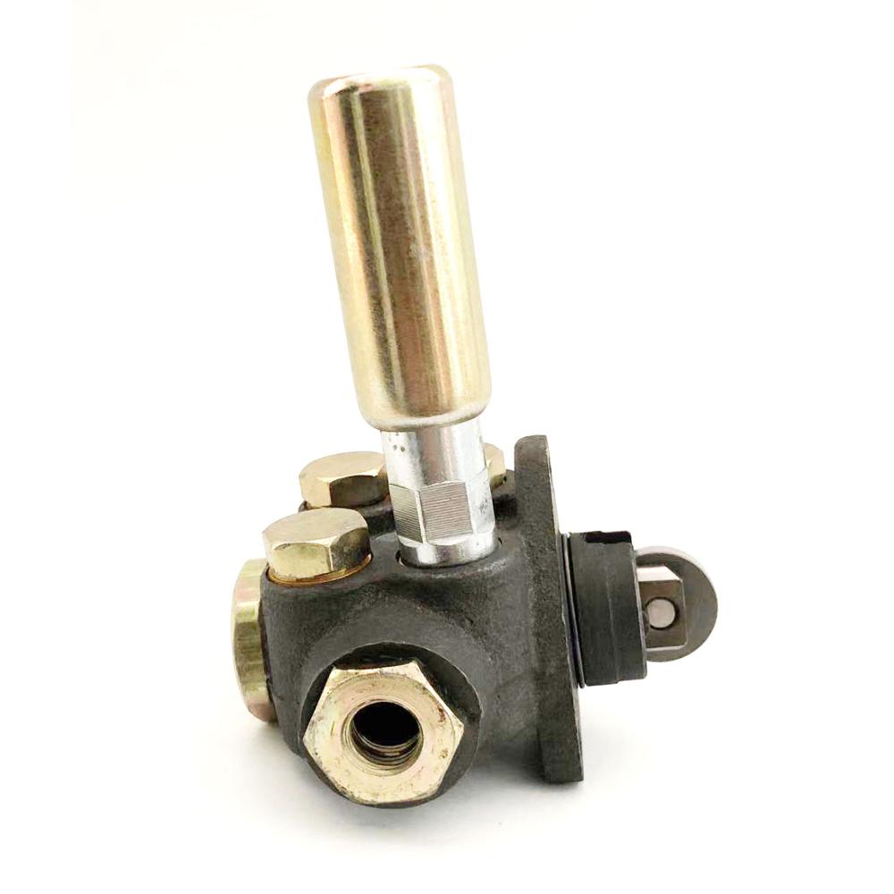 Diesel oil transfer pump hand pressure pump SP/KF2204.5J2 S0643 for CAT excavator D114B diesel engine