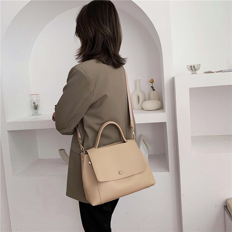 Simply PU Leather Crossbody Bag For Women winter Solid Color Shoulder Messenger Bag Lady Chain Travel Small Handbag