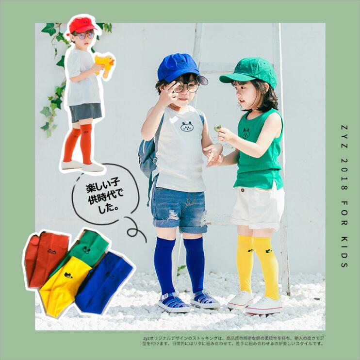 Estate bambini 3-8 anni animale velluto ultra-sottile ginocchio calzini del tubo rosso giallo blu verde colore della caramella calzini per bambini per bambini