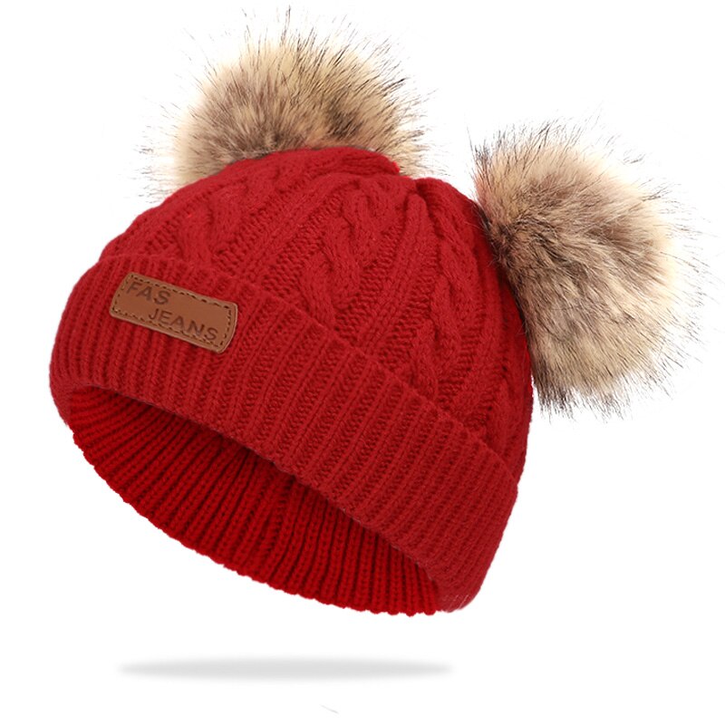 Cute baby child winter cotton hat outdoor leisure hair ball knit hat boy girl label thickening comfortable baby hat: Red