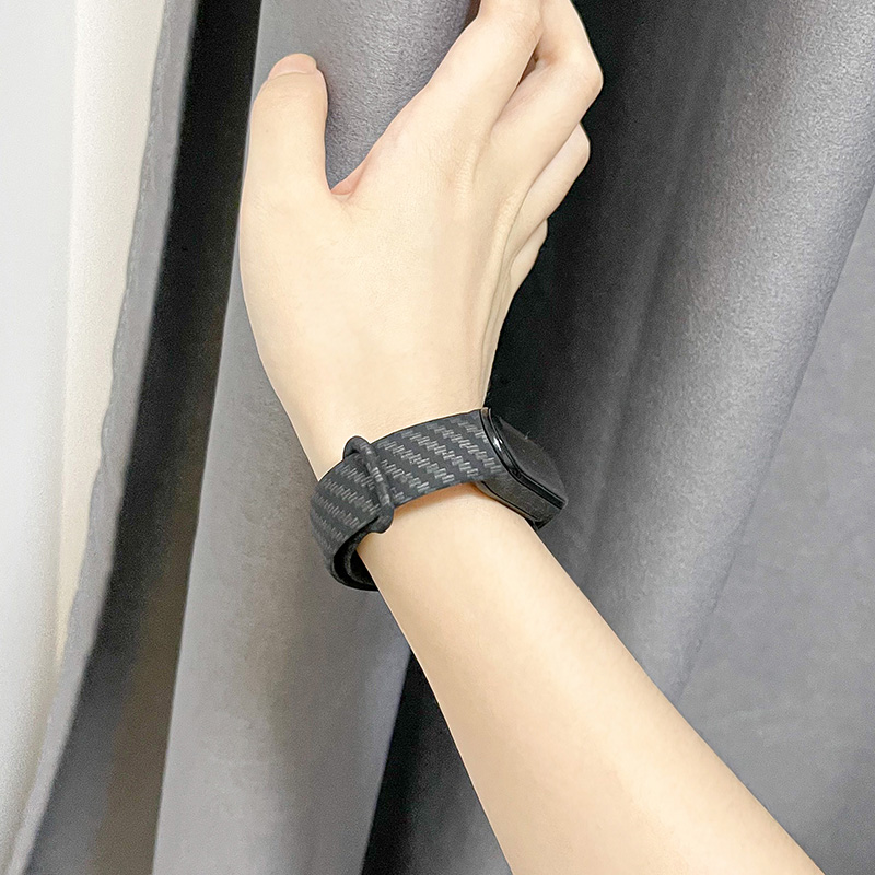 Correa de fibra de carbono para Xiaomi Mi Band 7 nfc pulsera smartwatch MIband 5 pulsera de silicona correa Mi Band 4 5 3 6 Accesorios