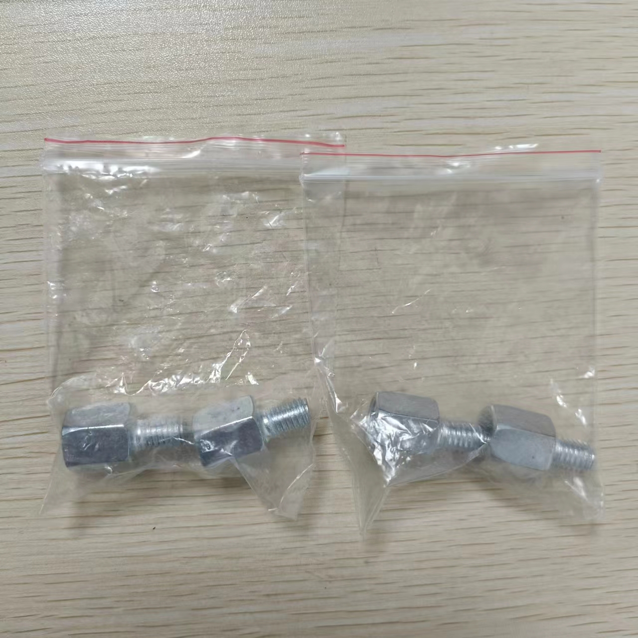 1 par de tornillos adaptadores para espejo retrovisor de motocicleta, Scooter, ATV, bicicleta, convertir de 10mm a 8mm o 8mm a 10mm en el sentido de las agujas del reloj: Verde militar