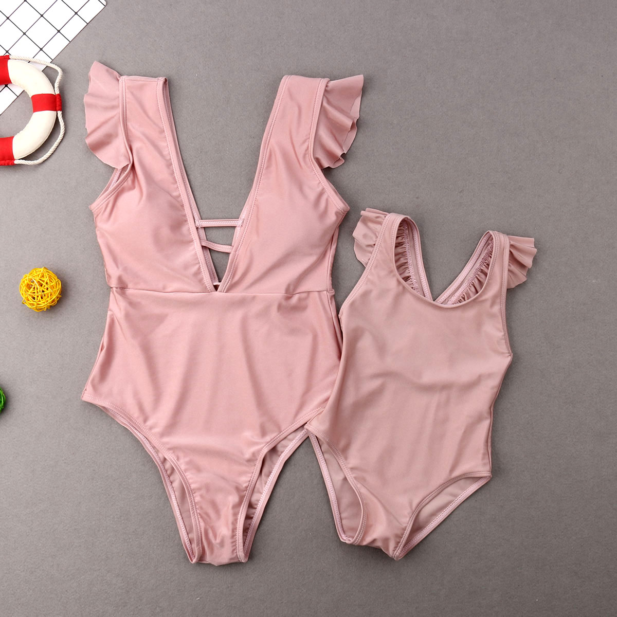 La familia de verano traje a juego madre hija Bikini Rosa volantes acolchado rosa con cuello en V traje de baño trajes de baño