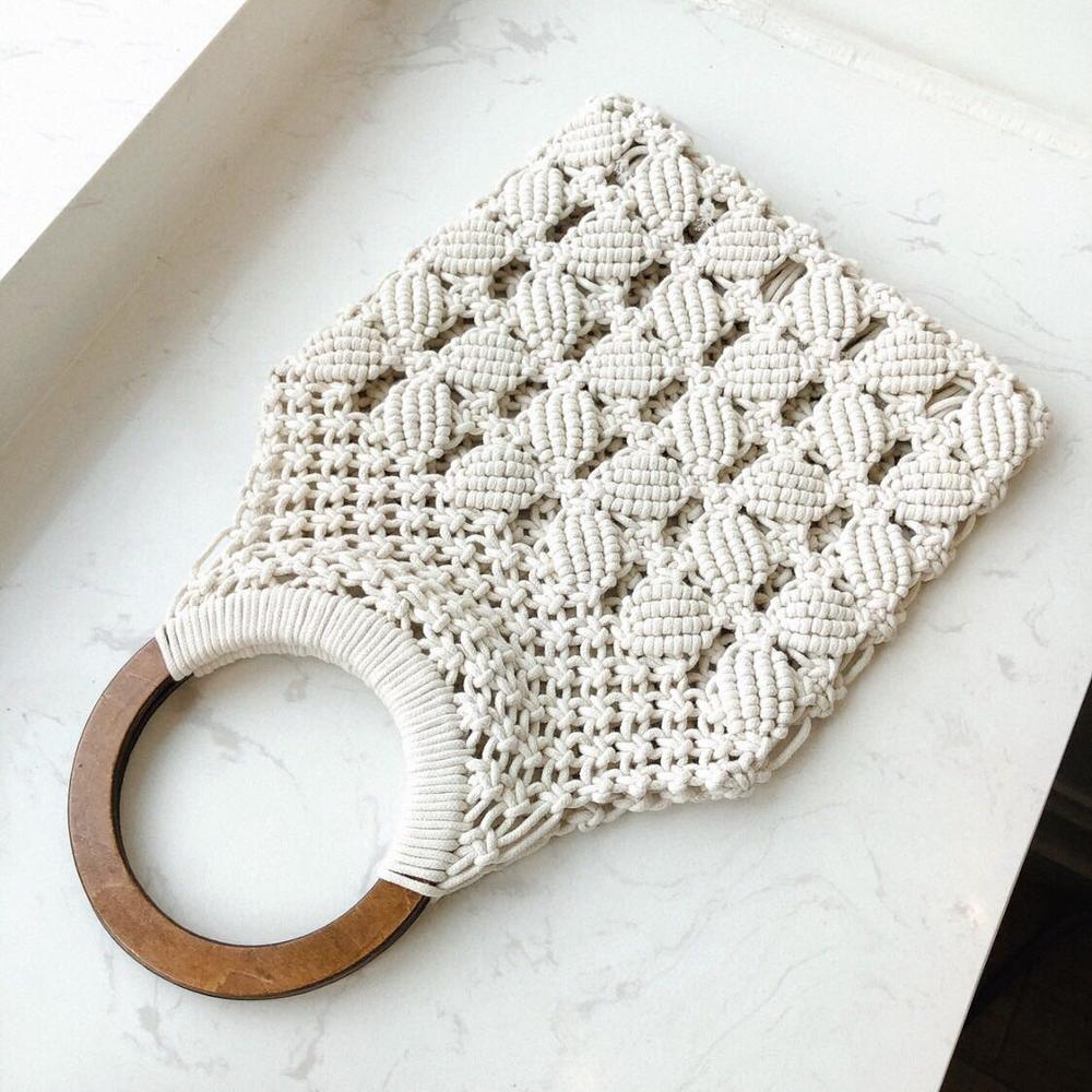 Lente en zomer geweven tas holle strandtas houten handvat ring stro handtas dames tote: Beige