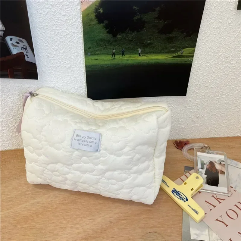 Flower Pattern Women Makeup Bag Toiletries Cosmetic Organizer Zipper Bag Travel Wash Pouch Cosmetic Bag Female Make Up Bags