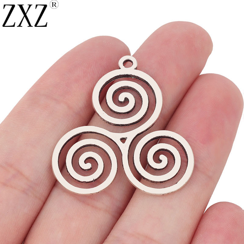 ZXZ 10 stücke Tibetischen Silber Celtics Knoten Triskele Triskelion verdreifachen Spirale Reize Anhänger für Schmuck Machen 35x33mm