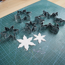 Kerst Sneeuwvlok Rvs Cutter Mold DIY Keramische Aardewerk Klei Sneeuwvlokken Patroon Snijgereedschap