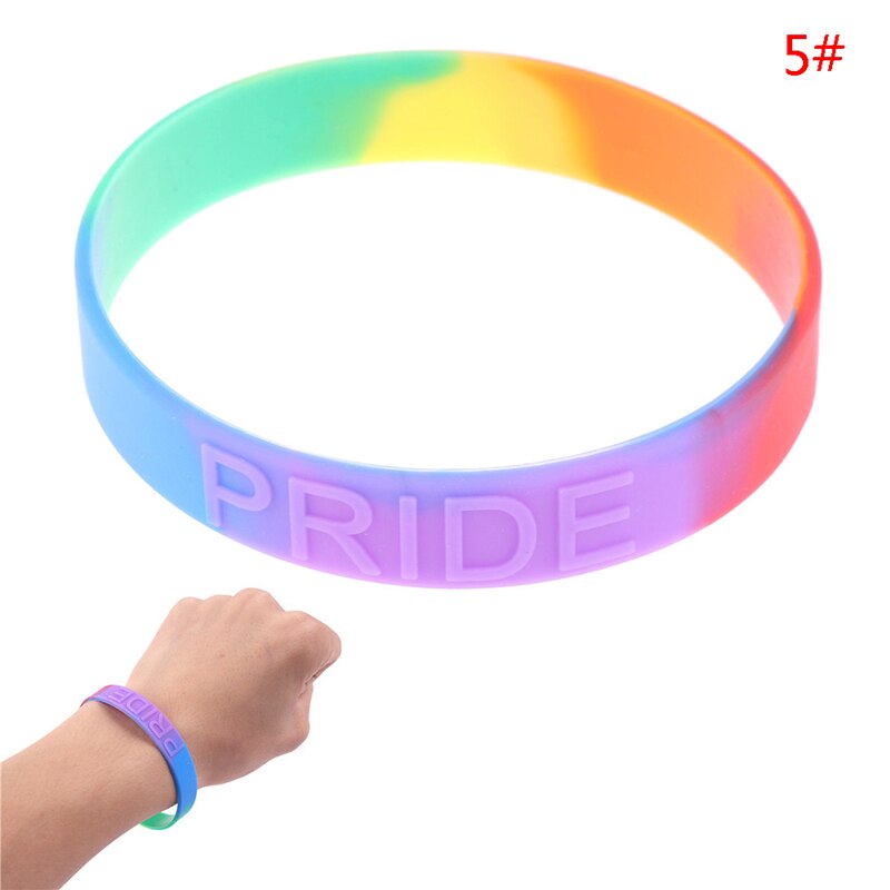 10 soorten unisex lgbt regenboog letters sport polsbandje gay lesbische pride siliconen rubber polsbandje armband feest parade: En