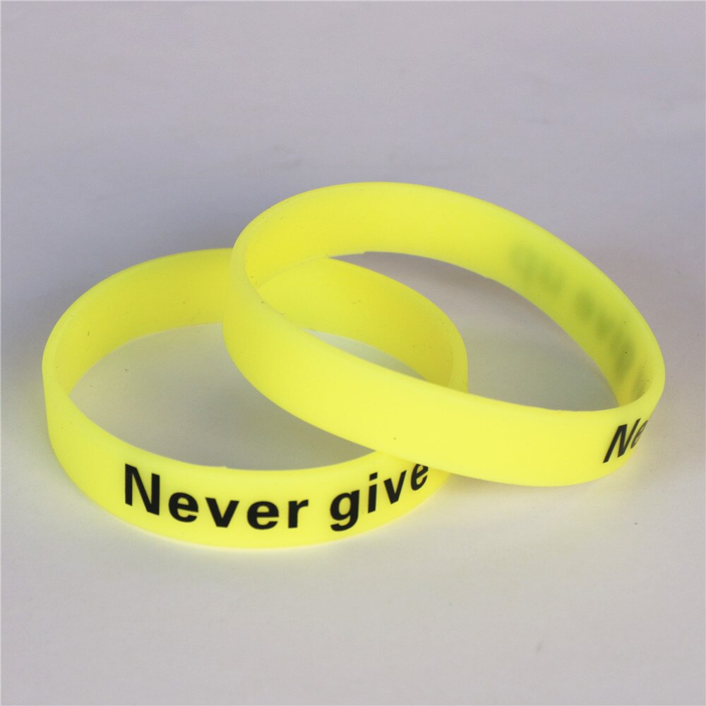 LUKENI 1 ST Geel Glow in Dark Hologram Sport Geef Nooit Armbanden & Bangles Lichtgevende Siliconen Polsbandjes Manchet SH095Y