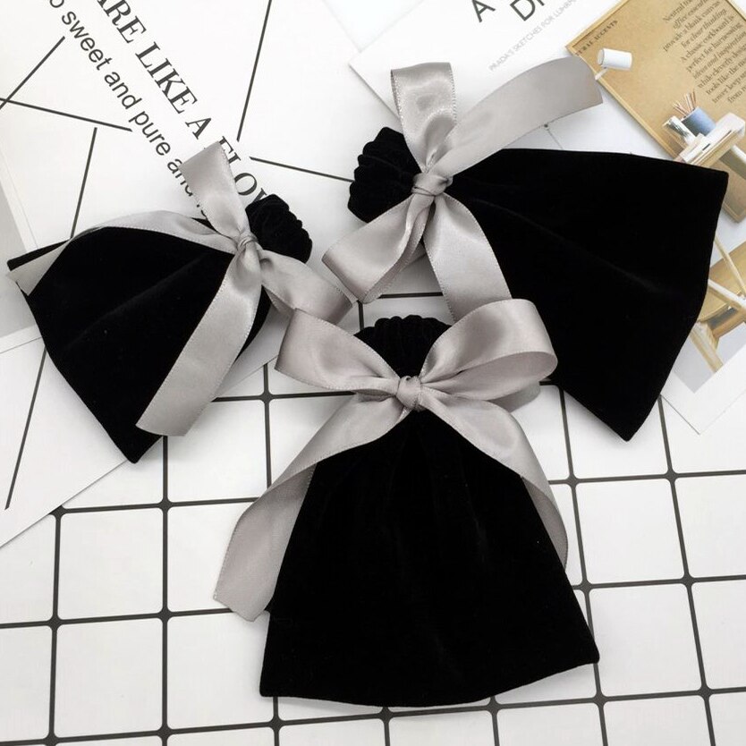 Luxe witte fluwelen linten trekkoord tas sieraden verpakking ketting armband make-up kralen tas bruiloft feest zakjes 20 stuks