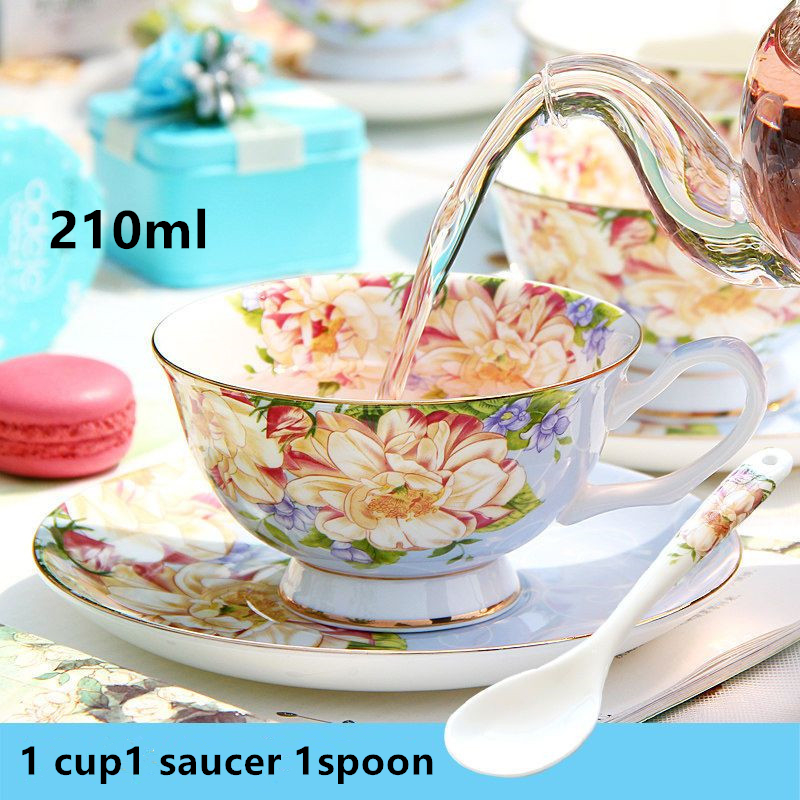 English British Afternoon Tea set for Home Office Cafe High-Grade Porcelain Tea Cup Saucer Spoon Glass Teapot Teaware set: light yellow