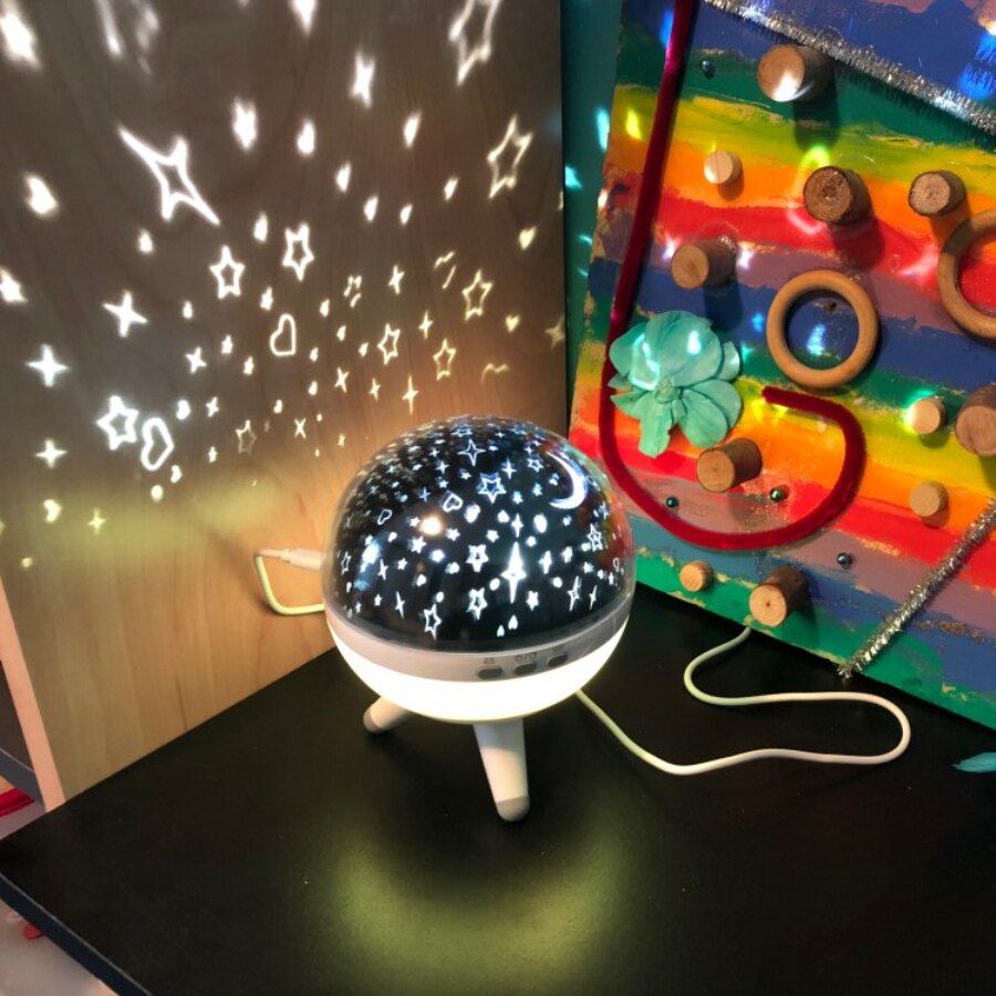 JOSOCCO Led Nachtlampje Roterende Projector Spin Sterrenhemel Star Master Kinderen Kids Baby Slaap Romantische Led USB Lamp Projector