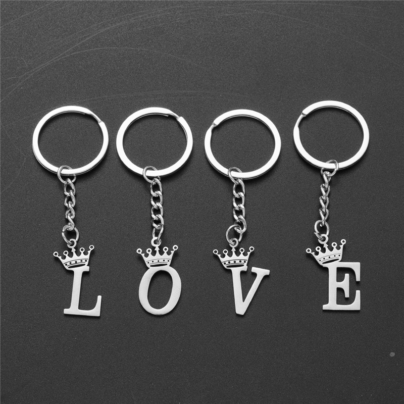 Llaveros con colgante de letras de A-Z de acero inoxidable con corona DIY única para hombres y mujeres, llavero de 26 alfabeto para coche, llaveros de joyería con nombre,
