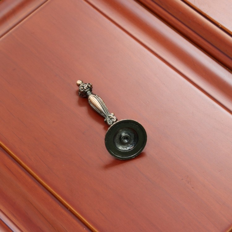 Quincaillerie d'armoire et de tiroir - Home Depot