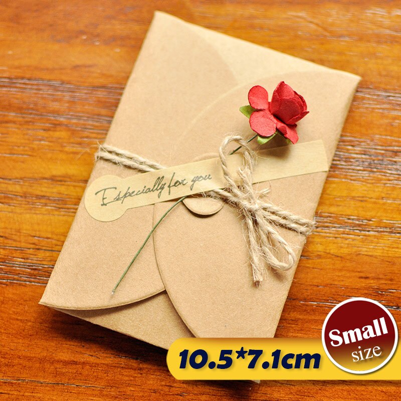 12 stk bryllupsblomst invitasjonskort kraftpapir konvolutt tørket blomsterlomme invitasjoner til fest og bryllup: Liten -c4-12 stk