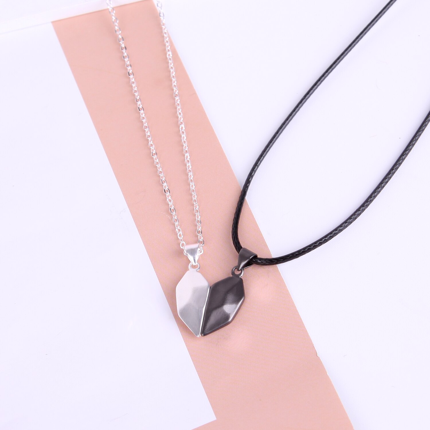 Attraktive Paar Armbinde für frauen Charme Armbinde Freundschaft Seil Geflochtene Abstand Magnetische Armbinde Liebhaber Schmuck: Grün Dragonly