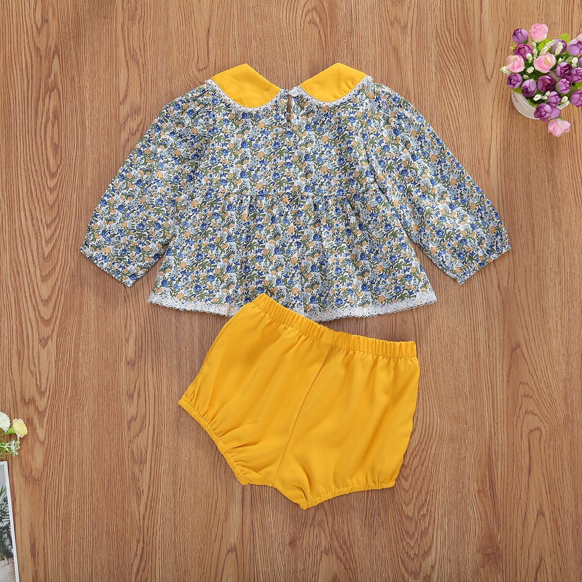 Ropa de verano para bebés y niñas, conjunto de 2 uds. A la con flores de muñeca, Top con cuello y pantalones cortos elásticos con linterna
