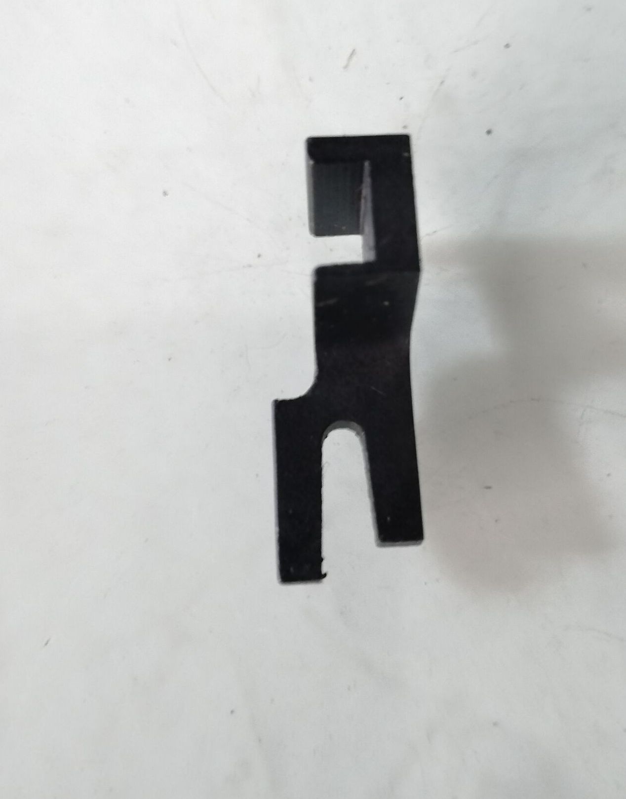 SEWING MACHINE FEEDER PRESSER FOOT #82007 fits SINGER 29K 71 72 73 29-4