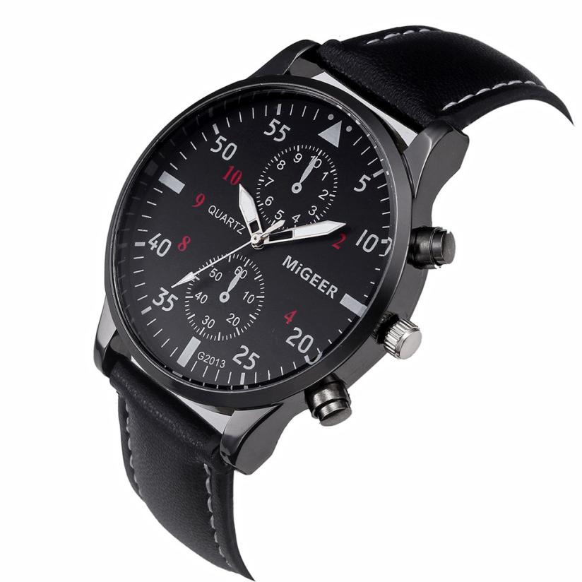 Heren Horloge Retro Lederen Band Analoge Lichtmetalen Quartz Horloge Top Business ClockB50