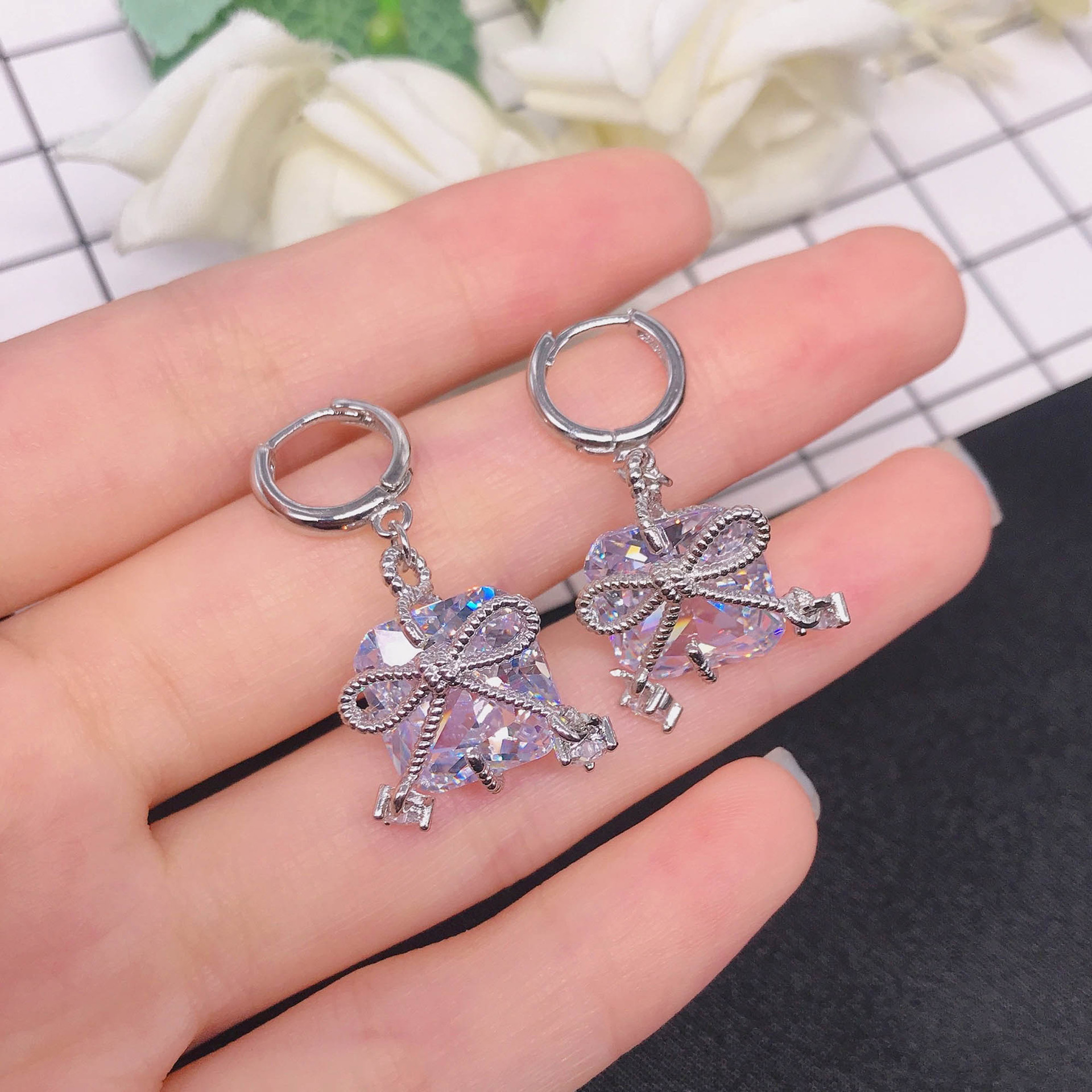 Luxus Silber Farbe Bling Hohe Kohlenstoff Simulation DiamondIce Blume schneiden Zirkon Ohrringe Halskette Anhänger Bowknot Schmuck einstellen