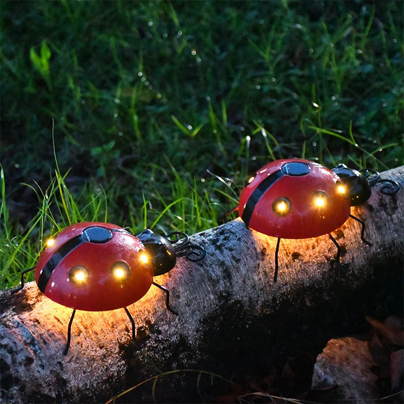 Solar Lights Outdoor Waterproof Ladybird Simulation Animal Garden Hanging LED Solar Lamp Garden Lawn Tree Landscape Decoration