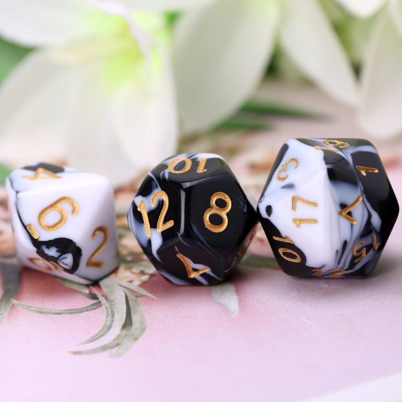 7 Pcs Acryl Dobbelstenen Zwart Wit Goud Punten D4 D6 D8 D10 D12 D20 Ktv Bar Nachtclub Entertainment Gereedschap Volwassen speelgoed