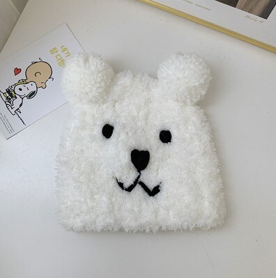 Mooie beer baby muts winter warme oorbescherming cartoon kindermuts dubbele pompon kindermeisje jongen muts: Volwassen wit 55cm