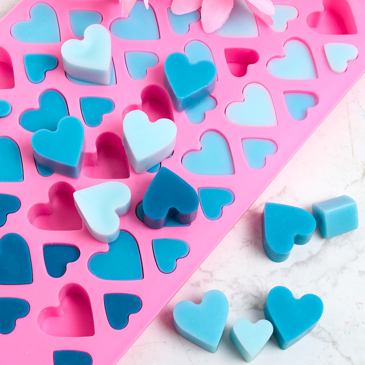 Molde de vela de silicona con forma de corazón de 56 compartimentos, bricolaje, grande, pequeño, pastel de amor, bandeja de hielo de Chocolate, moldes para hornear, decoración del hogar y vacaciones