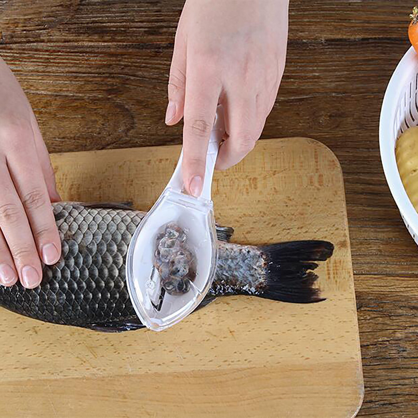 Fish Scales Graters Scraper Fish Cleaning Tool Scraping Scales Device With Cover Home Kitchen Cooking Fishing Tool Fish Cleaning