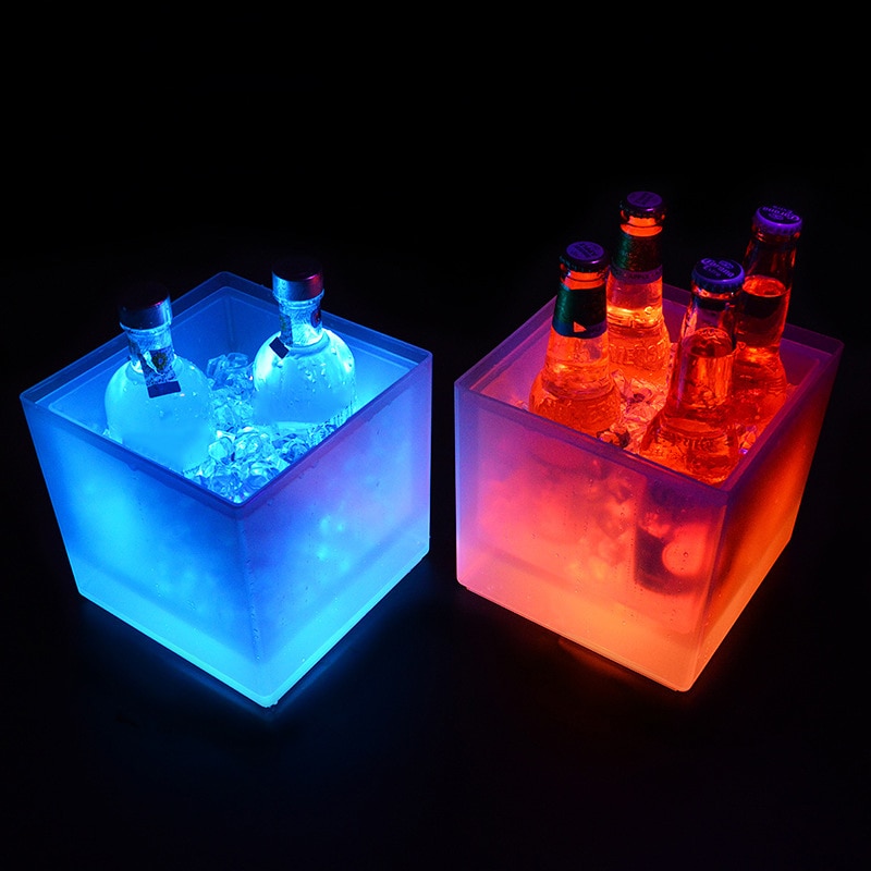 Cubo de hielo LED colorido de doble capa cuadrado Bar cerveza cubo de hielo Multi-Color cambiante Durable cubeta de vino de hielo 5L para Bar P7Ding