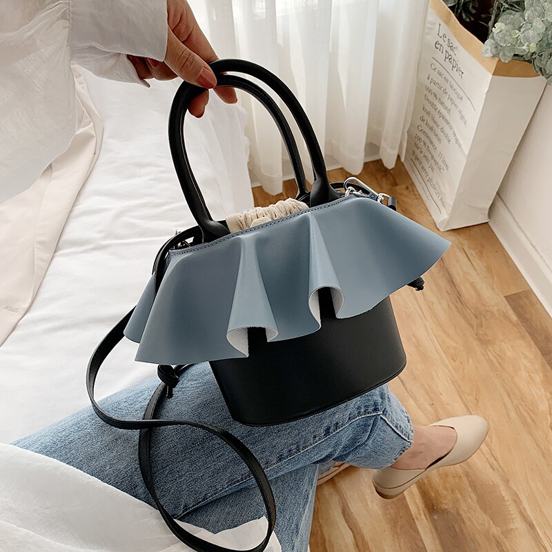 Fashionable Faux Fur Drawstring Bucket Bag Women Crossbody Bags Solid Color Shoulder Bags Female Crossbody Bag: Blue